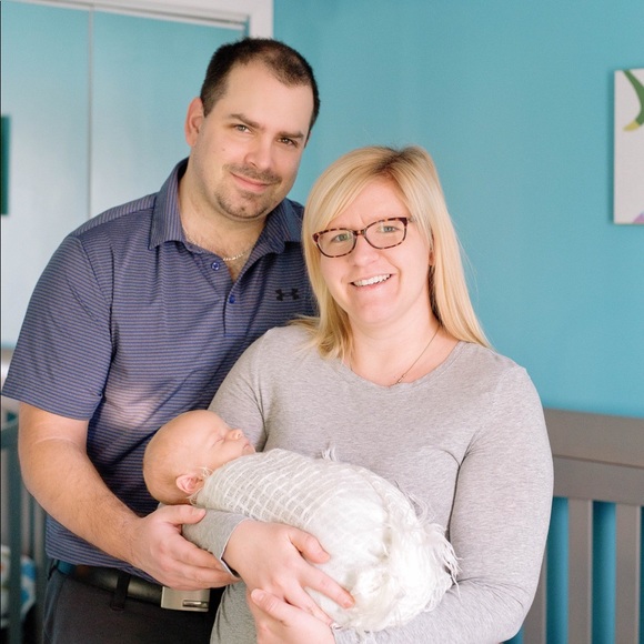 Meet your seller/buyer 🎀 - Picture 2 of 2